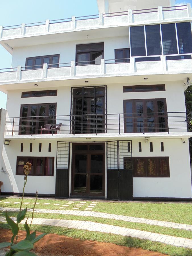 Jmf Hotel Νεγκόμπο Εξωτερικό φωτογραφία